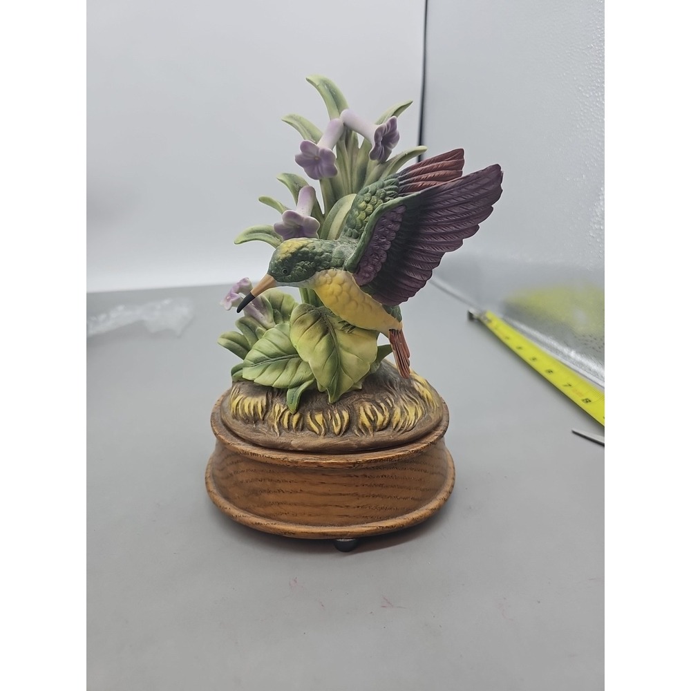 Willitts‎ Hummingbird Music Box Works Good Beautiful